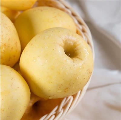 سیب زرد ترد